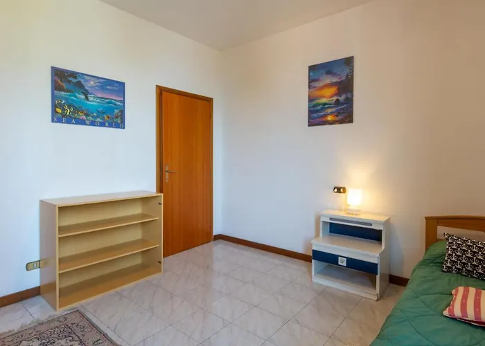 Salice - Gla132 By Interhome Джера-Ларио