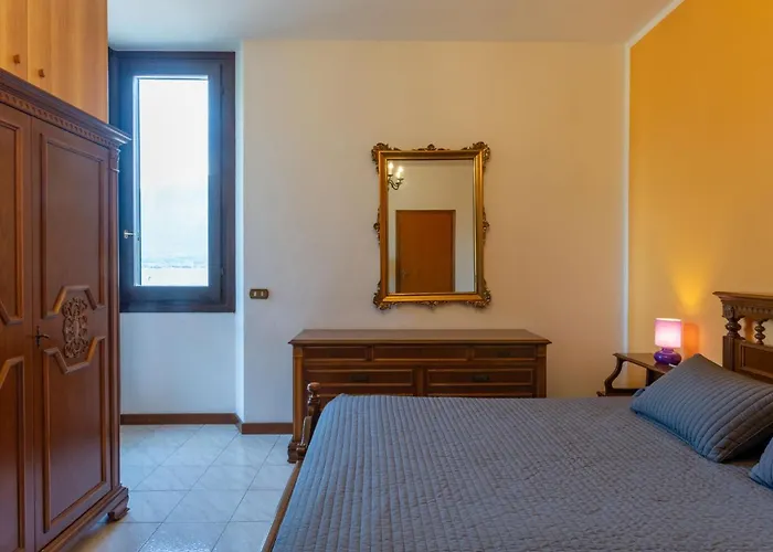 Salice - Gla132 By Interhome * Джера-Ларио